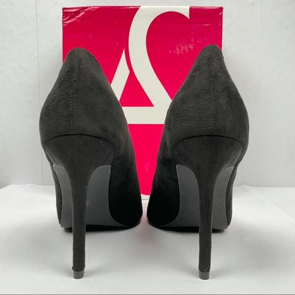 Ashley Stewart | 10W NIB Black Heel Pump Fur Pom Pom - Picture 6 of 9